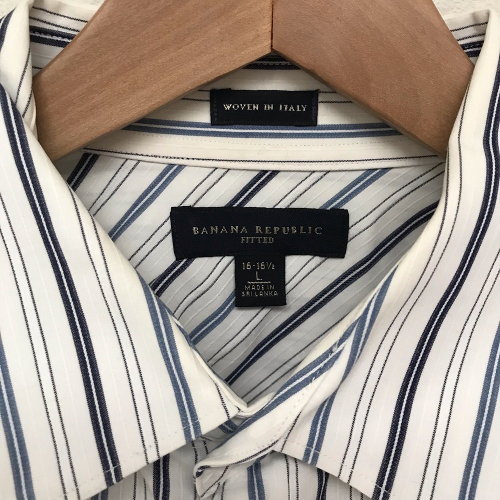 Fitted Men’s Dress Shirt